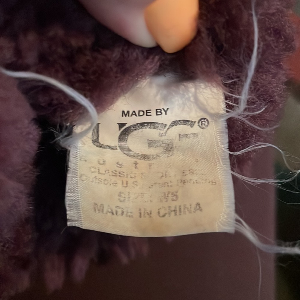 Classic UGGS Authentic - Picture 5 of 5